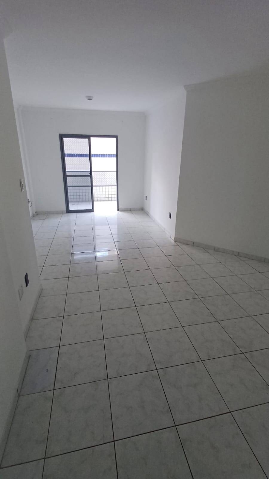 Apartamento para alugar com 2 quartos, 100m² - Foto 2