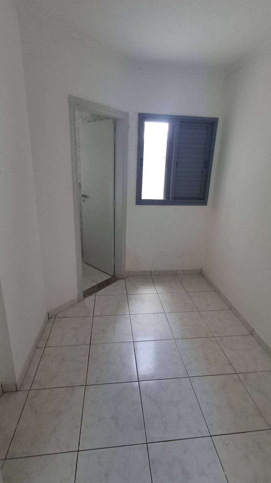 Apartamento para alugar com 2 quartos, 100m² - Foto 9