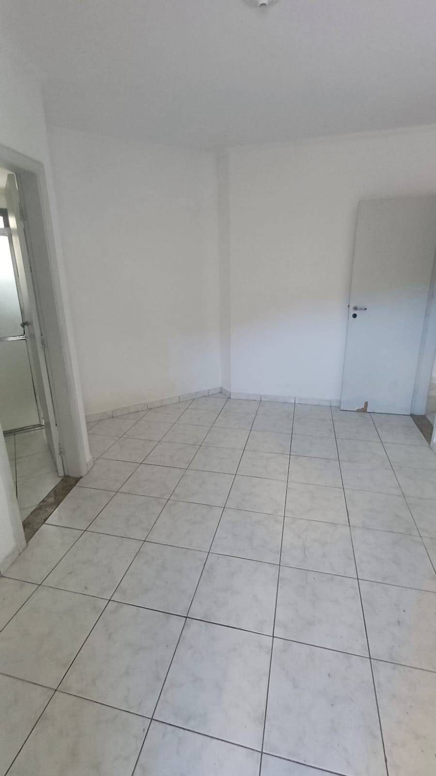 Apartamento para alugar com 2 quartos, 100m² - Foto 15