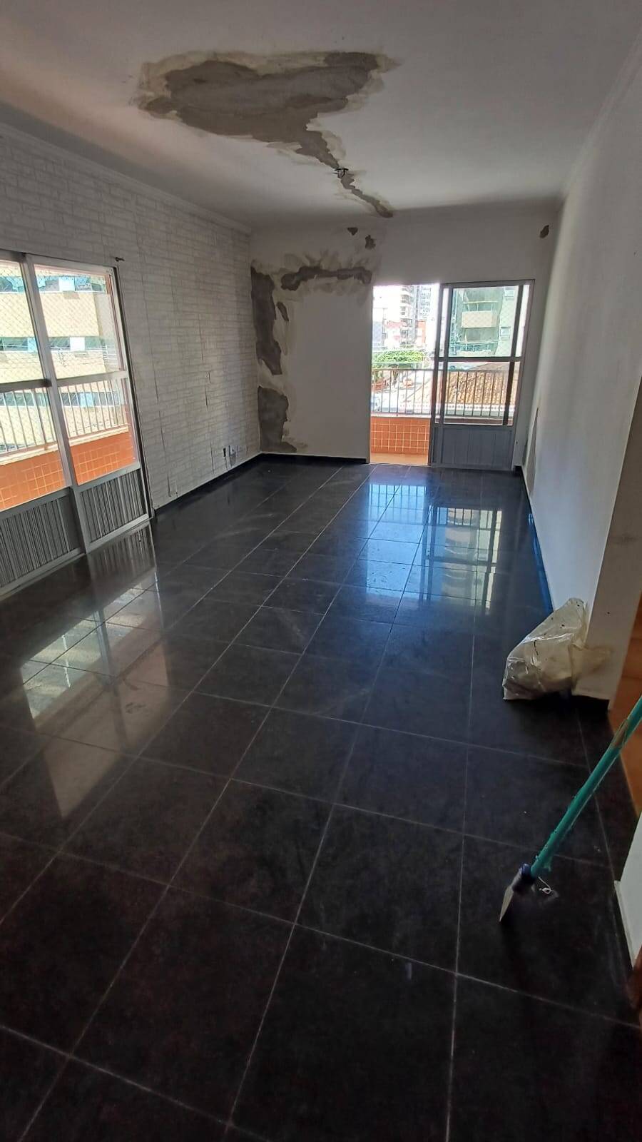 Apartamento para alugar com 3 quartos, 264m² - Foto 1