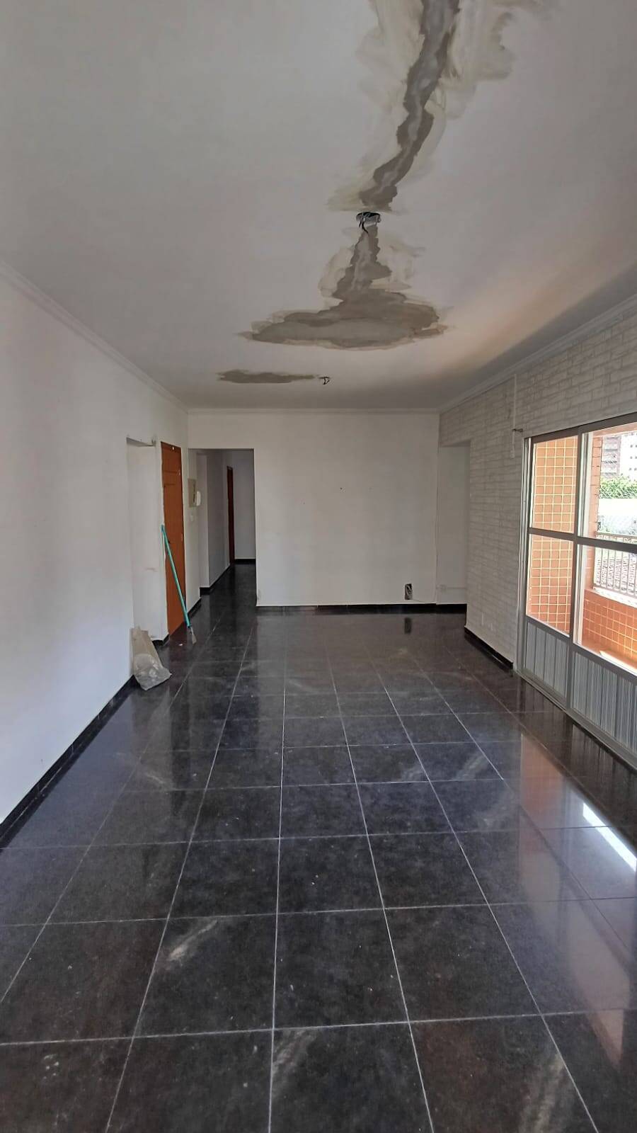 Apartamento para alugar com 3 quartos, 264m² - Foto 2