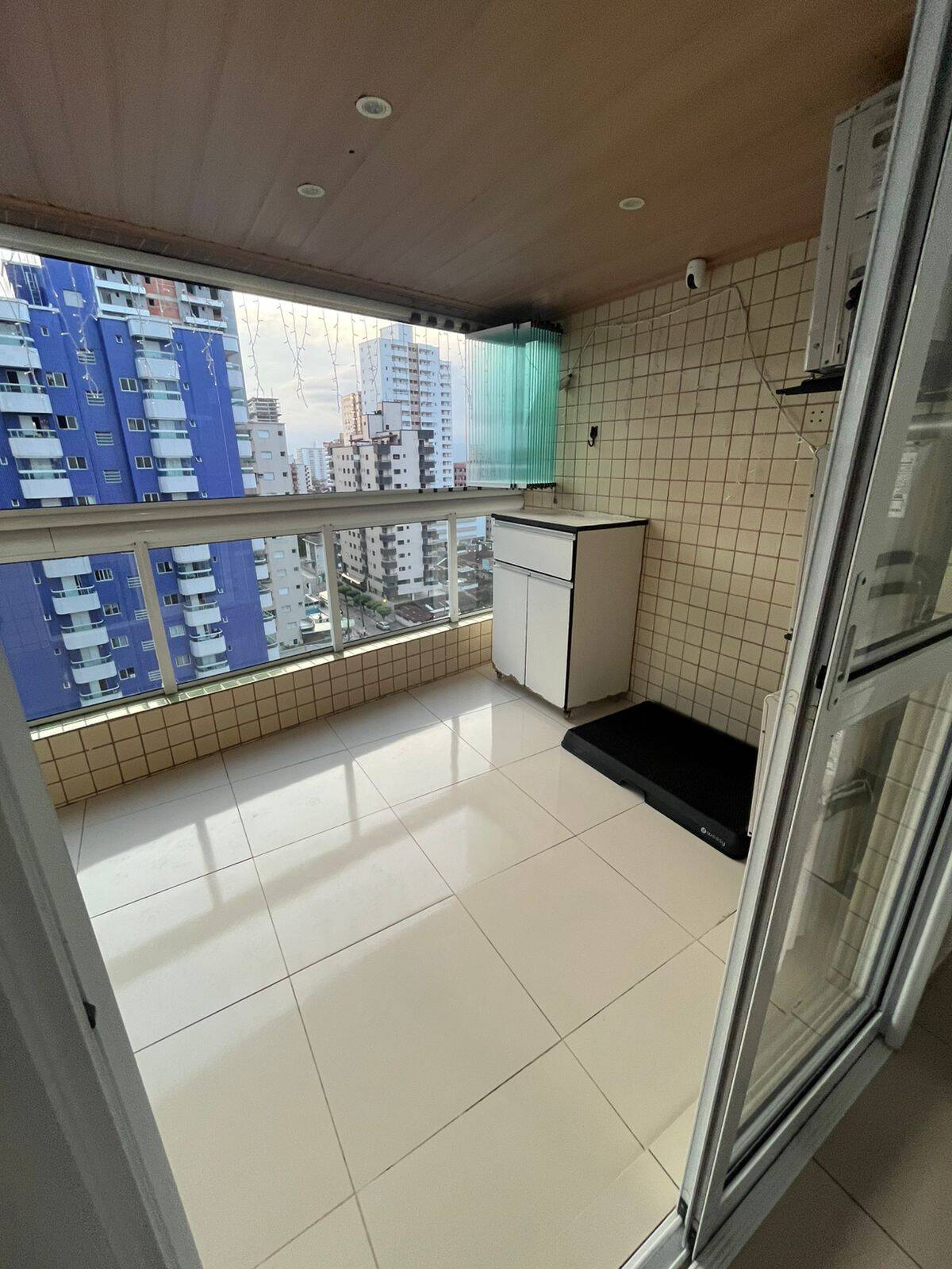 Apartamento para alugar com 3 quartos, 119m² - Foto 3