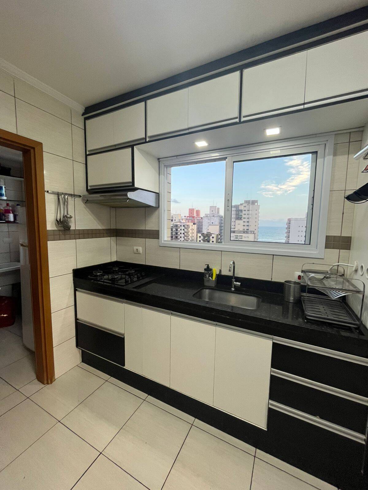 Apartamento para alugar com 3 quartos, 119m² - Foto 9