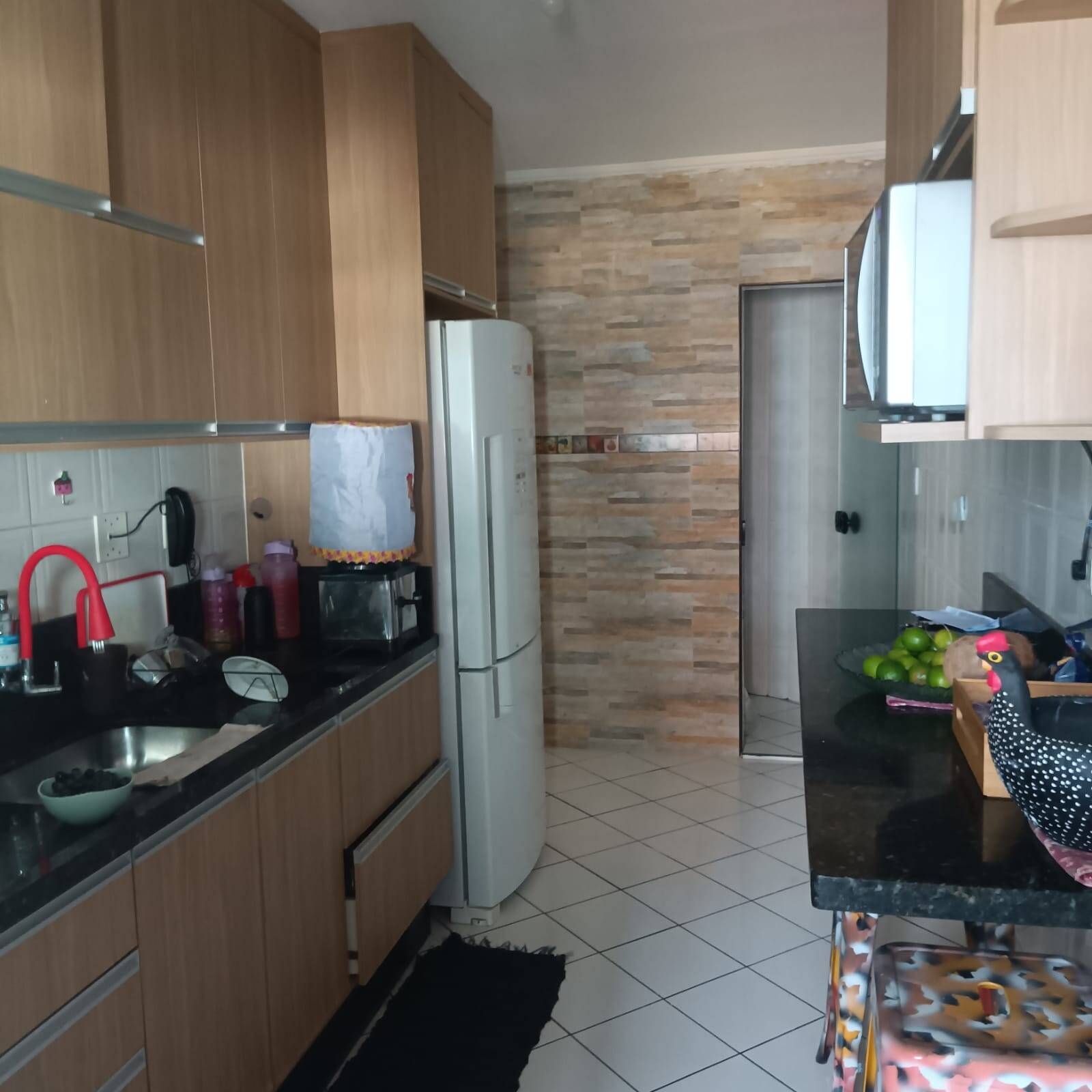 Apartamento à venda com 3 quartos, 130m² - Foto 1